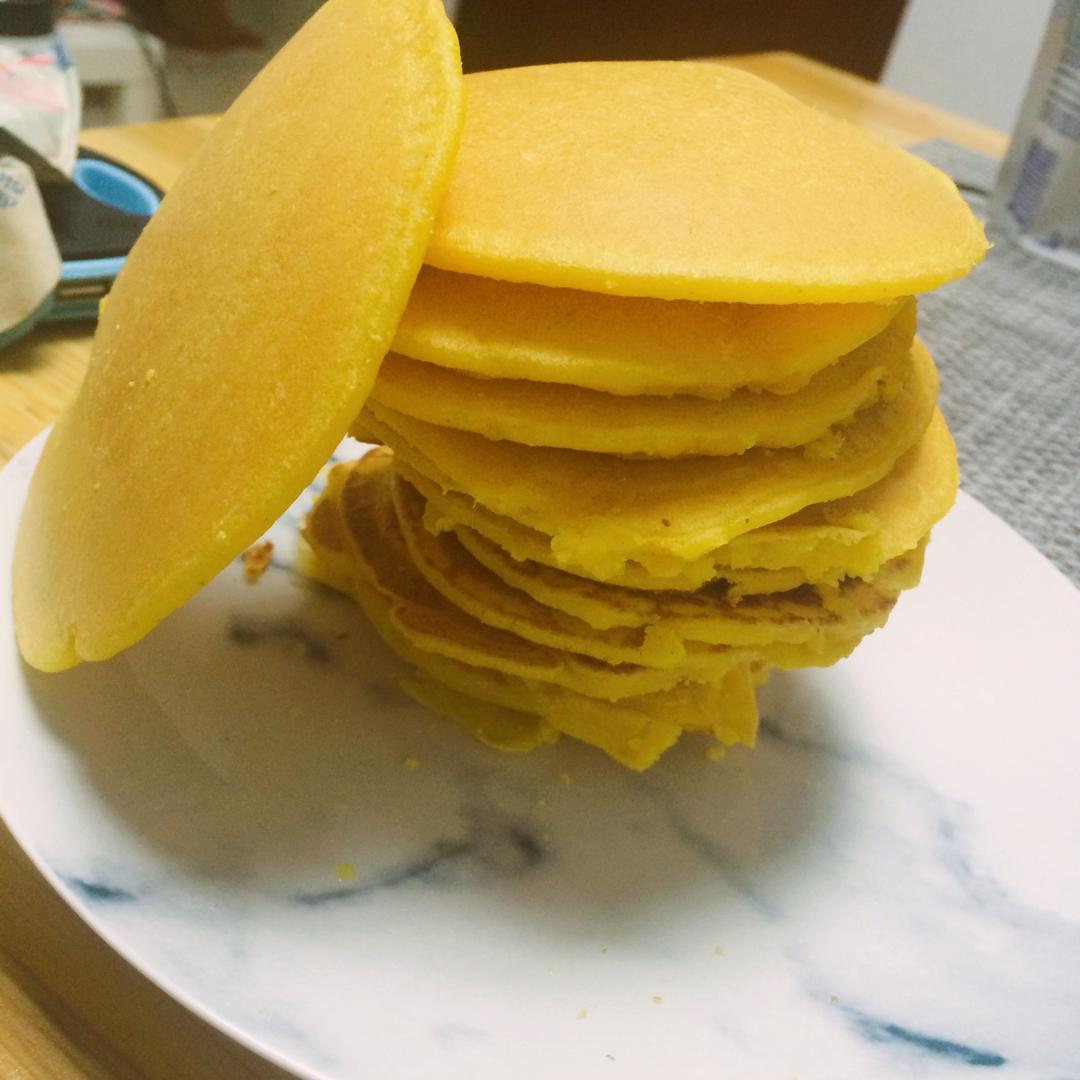 鸡蛋玉米饼（附松饼煎圆的方法）