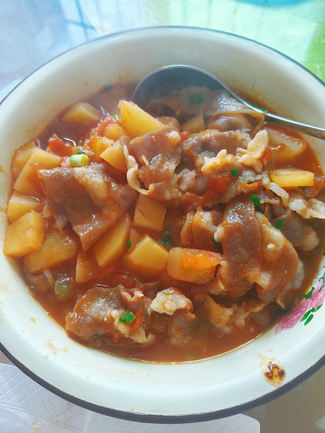 超开胃的番茄土豆肥牛汤‼️下米饭无敌了