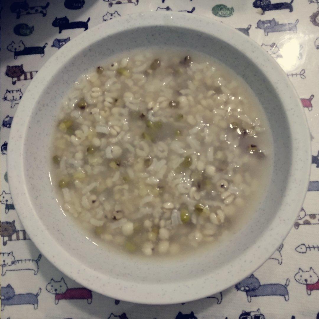 绿豆薏米粥