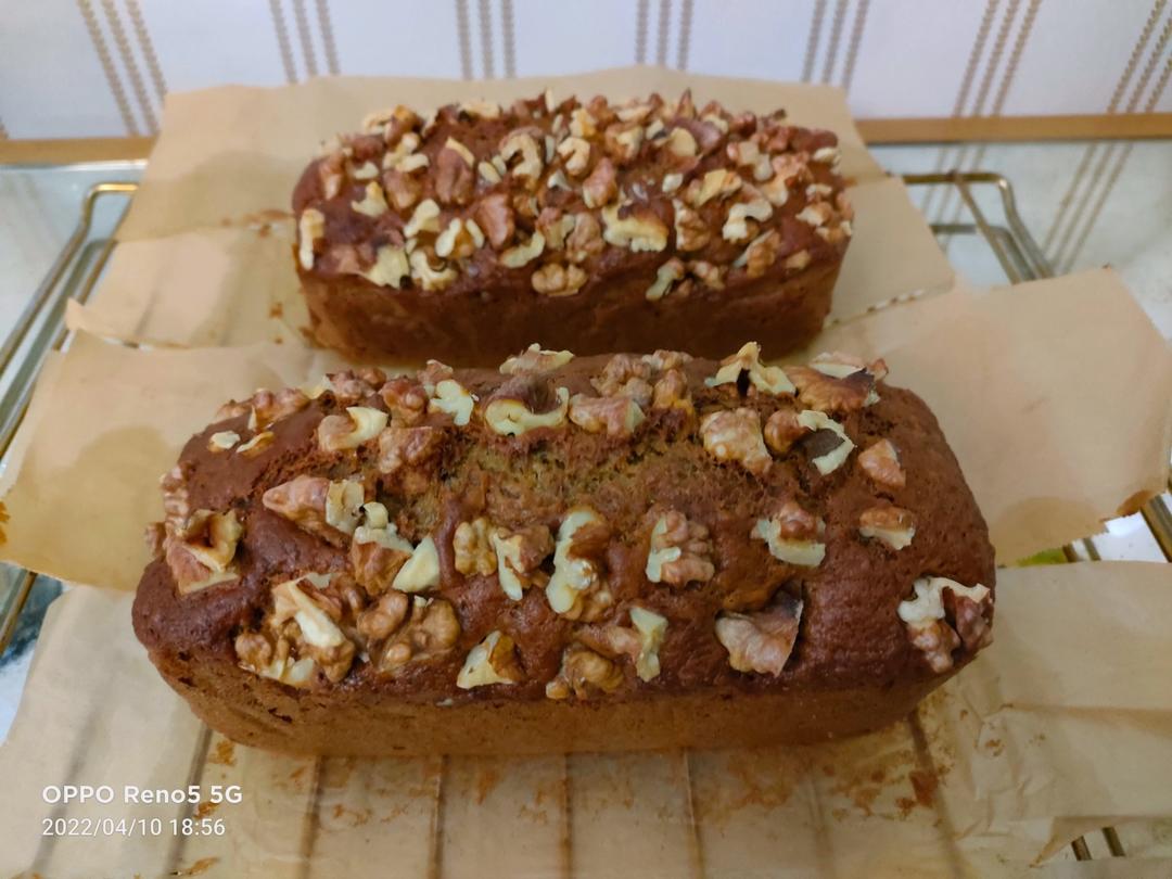 《Tinrry+》健康快手的香蕉核桃蛋糕