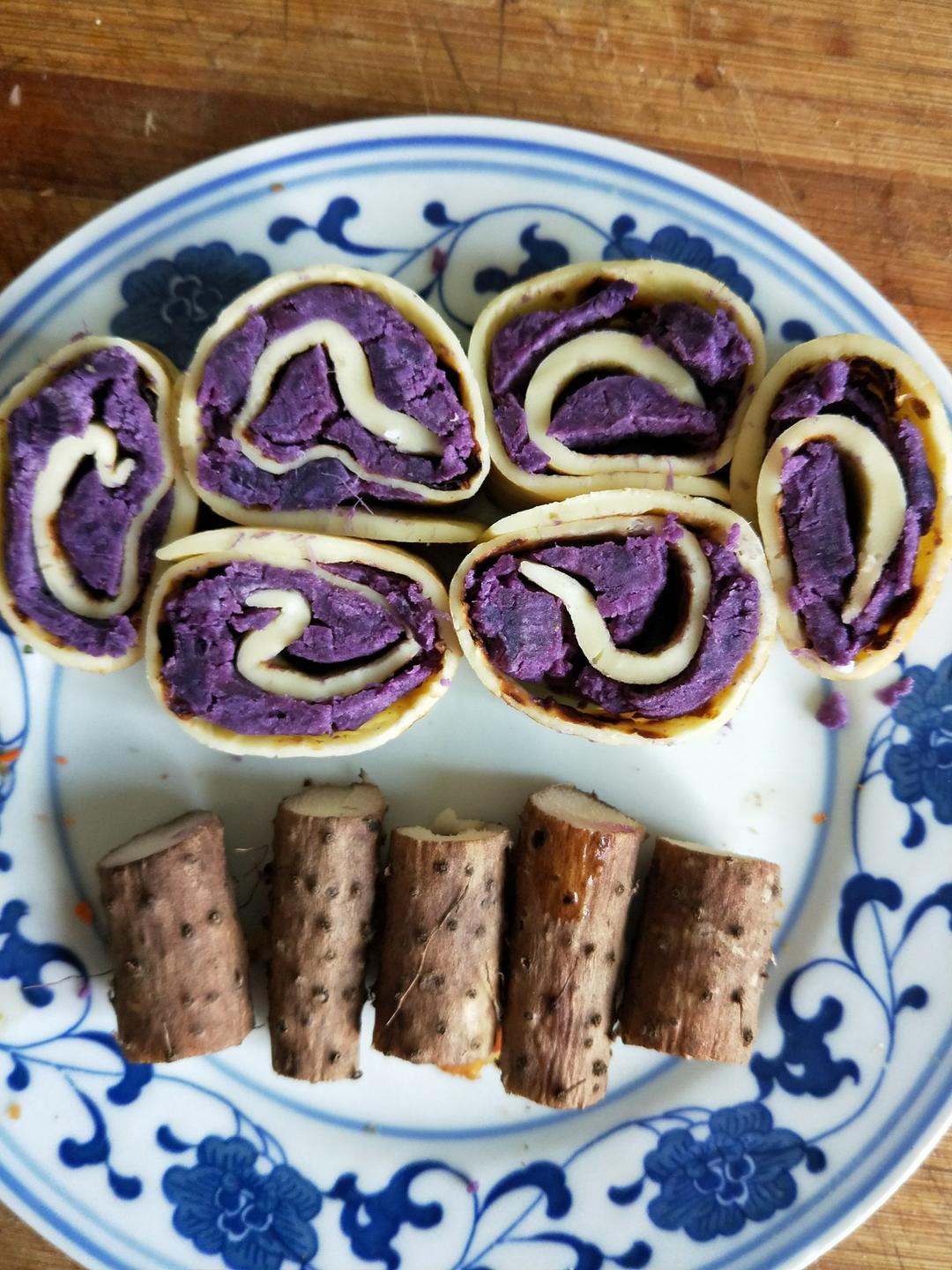 适合10个月以上宝宝手指食物，鸡蛋紫薯卷
