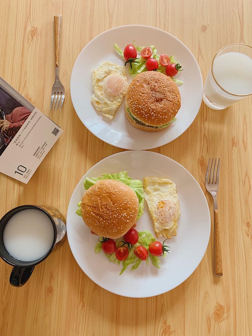 东西南北的西西-tina做的3月早餐大集合|25份不重样的健康双人早餐