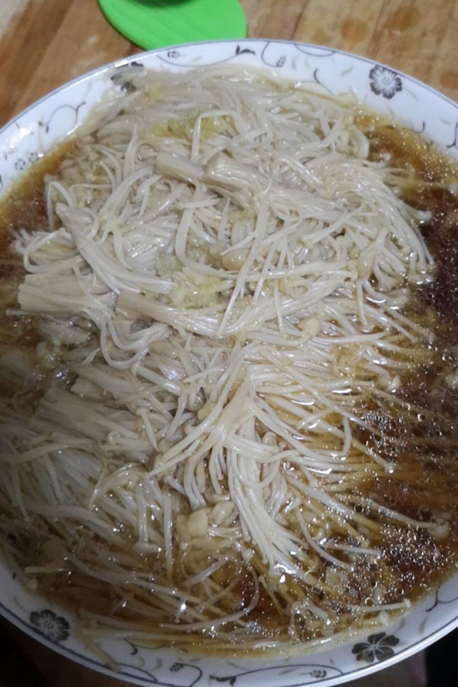 蒜蓉金针菇