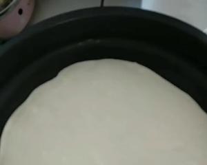 简单的烫面春饼(卷饼)吃起来不油的饼的做法 步骤4
