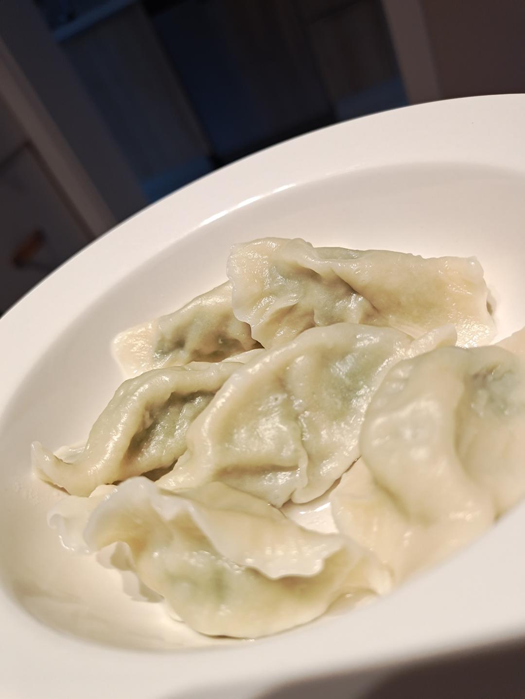 荠菜鲜肉饺子