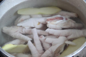 肉蟹煲￨最下饭的做法 步骤1