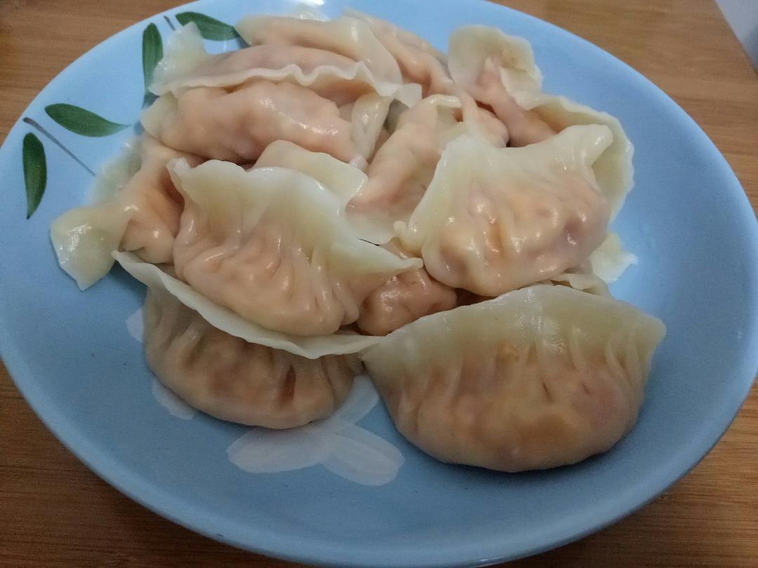 西红柿鸡蛋饺子