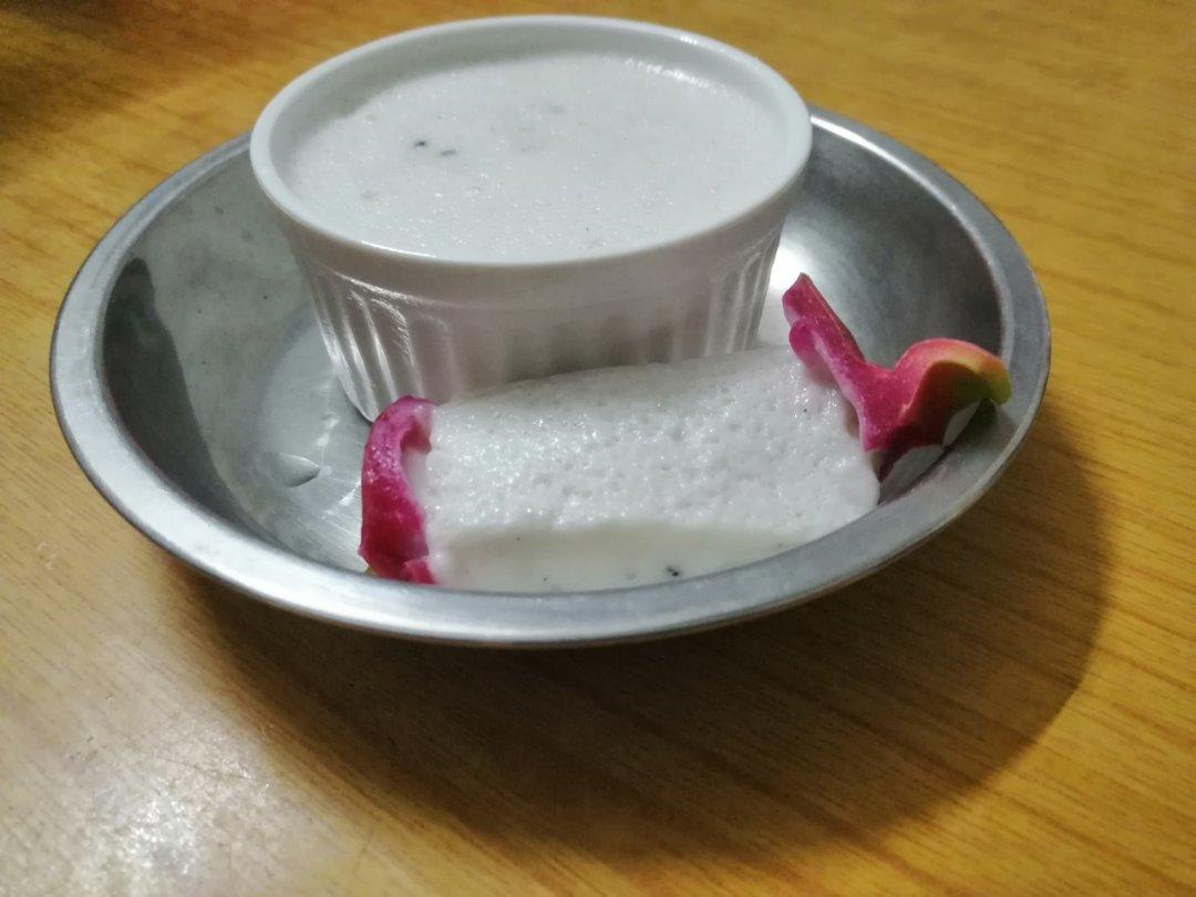 火龙果布丁