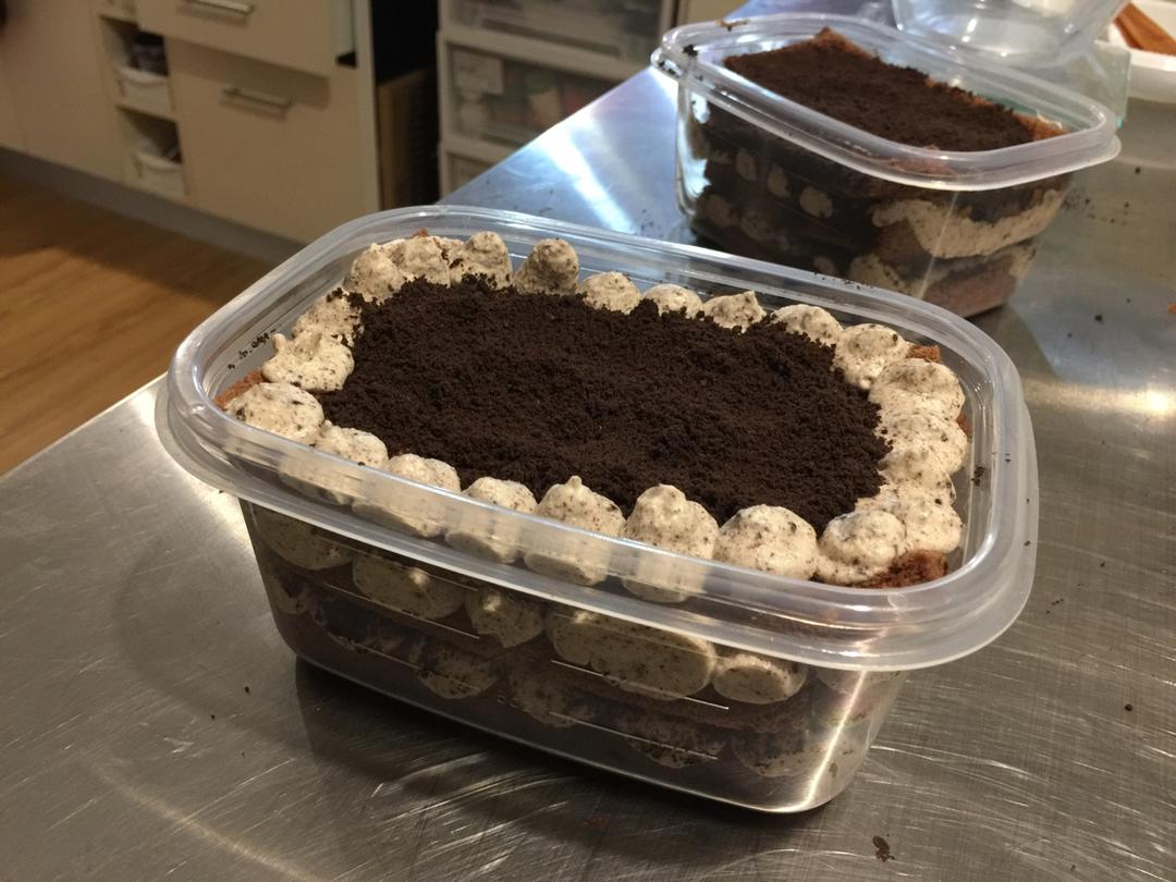 好吃到流泪的奥利奥咸奶油盒子蛋糕