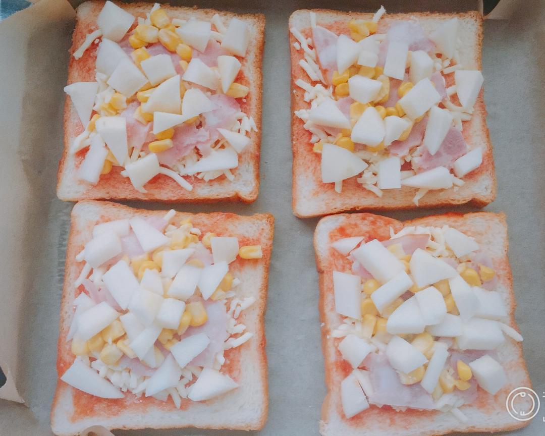 吐司培根小批萨