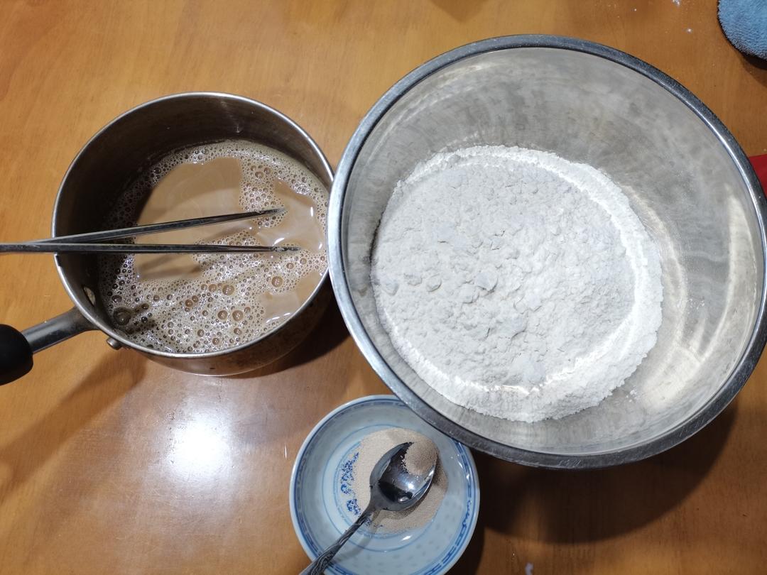 纯奶手撕吐司的做法 步骤1