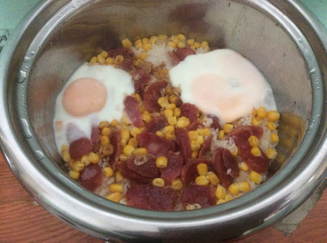 腊肠煲仔饭电饭锅版