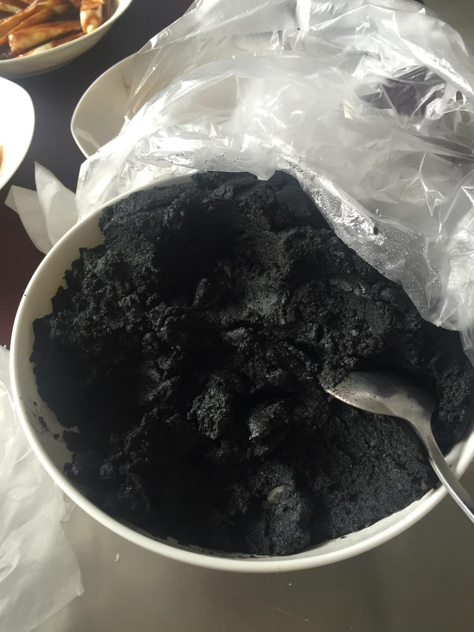 广式月饼—蛋黄芝麻月饼