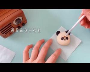 可爱的熊猫造型馒头的做法 步骤2