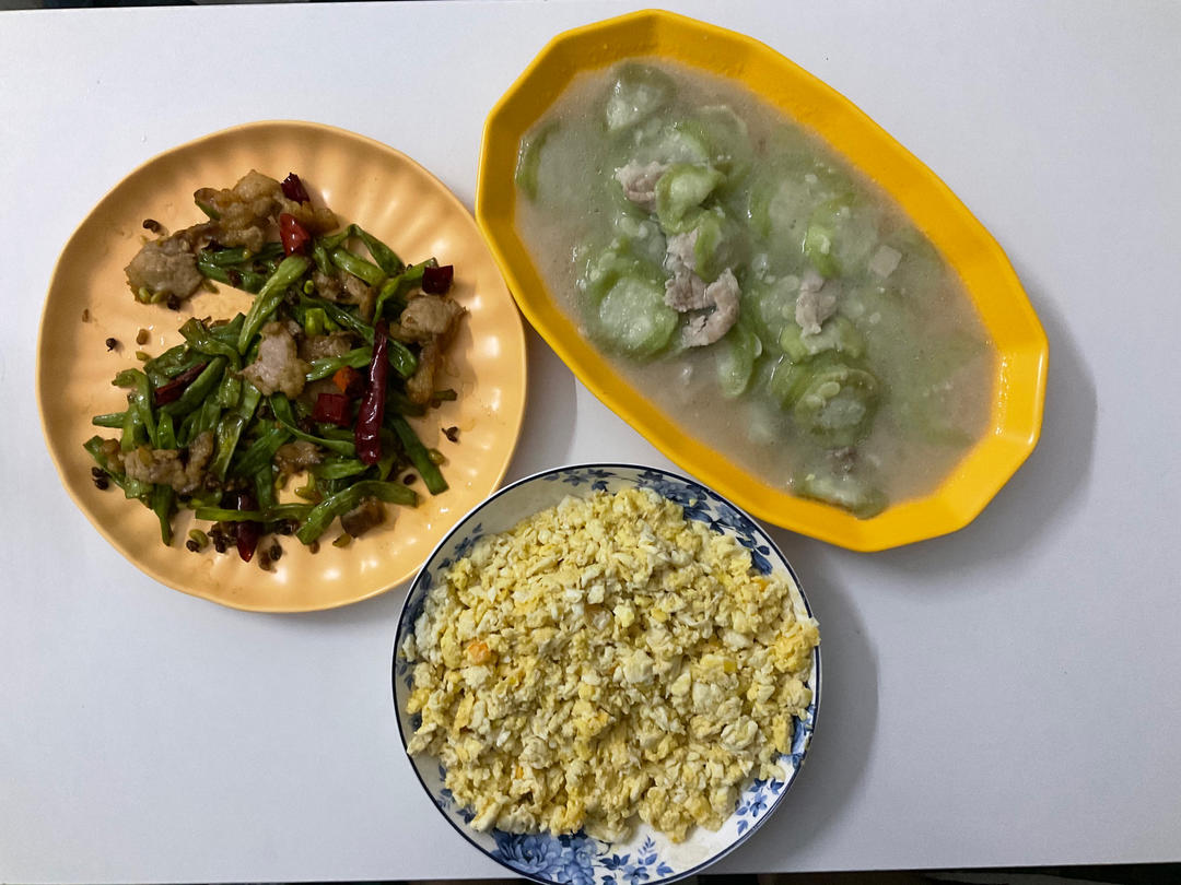 简单粗暴好好吃的炒猪耳朵