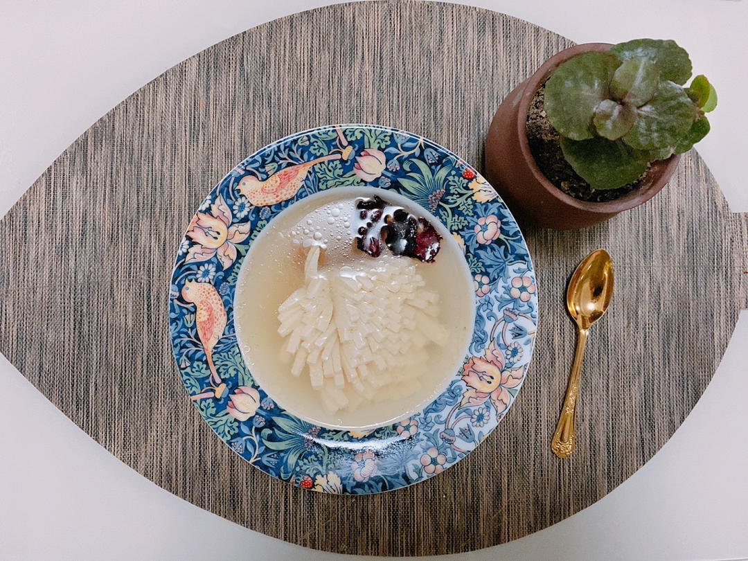 鸡汤菊花豆腐