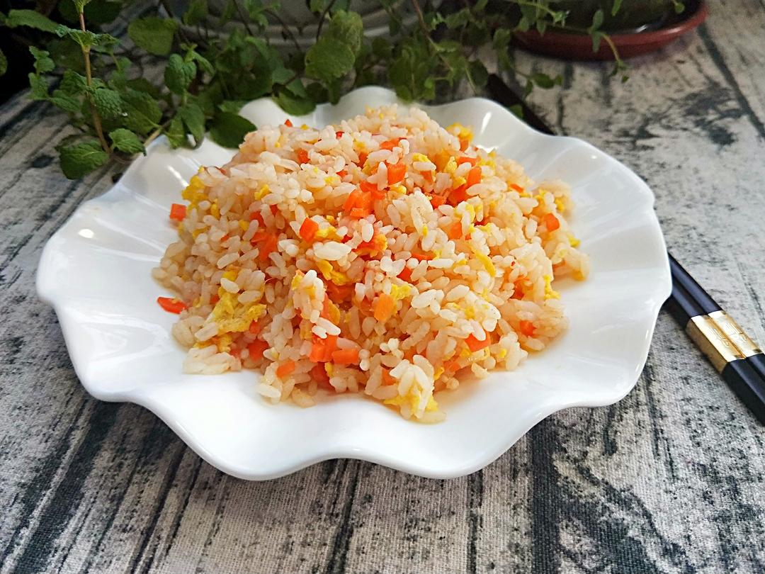 番茄蛋炒饭的做法