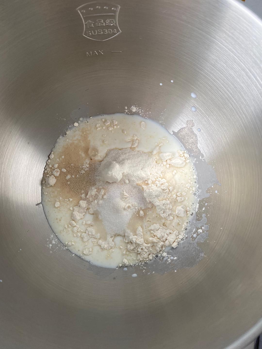 纯奶手撕吐司的做法 步骤1