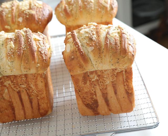 伯爵红茶奶酥吐司 伯爵红茶奶酥吐司