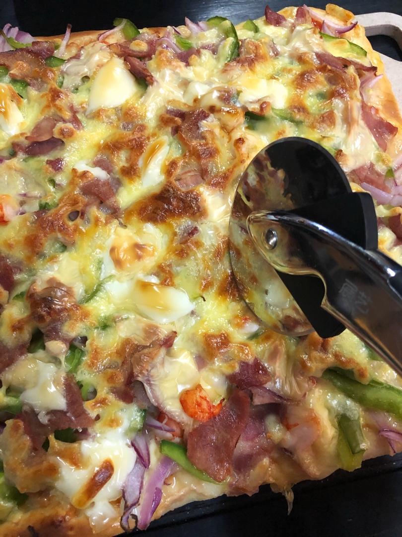 鲜虾🍤培根披萨🍕“内附敲好吃的饼皮做法”