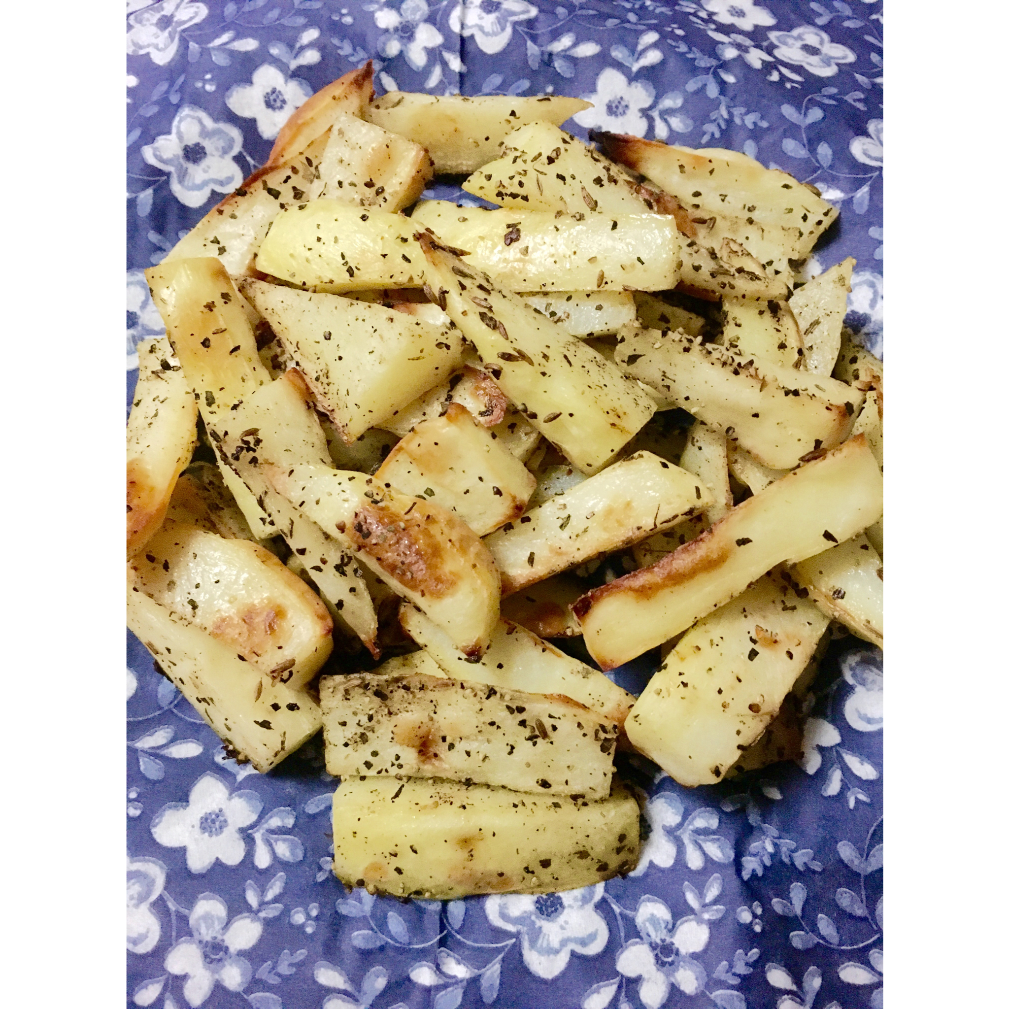 罗勒黑椒烤土豆（超简单烤箱版）