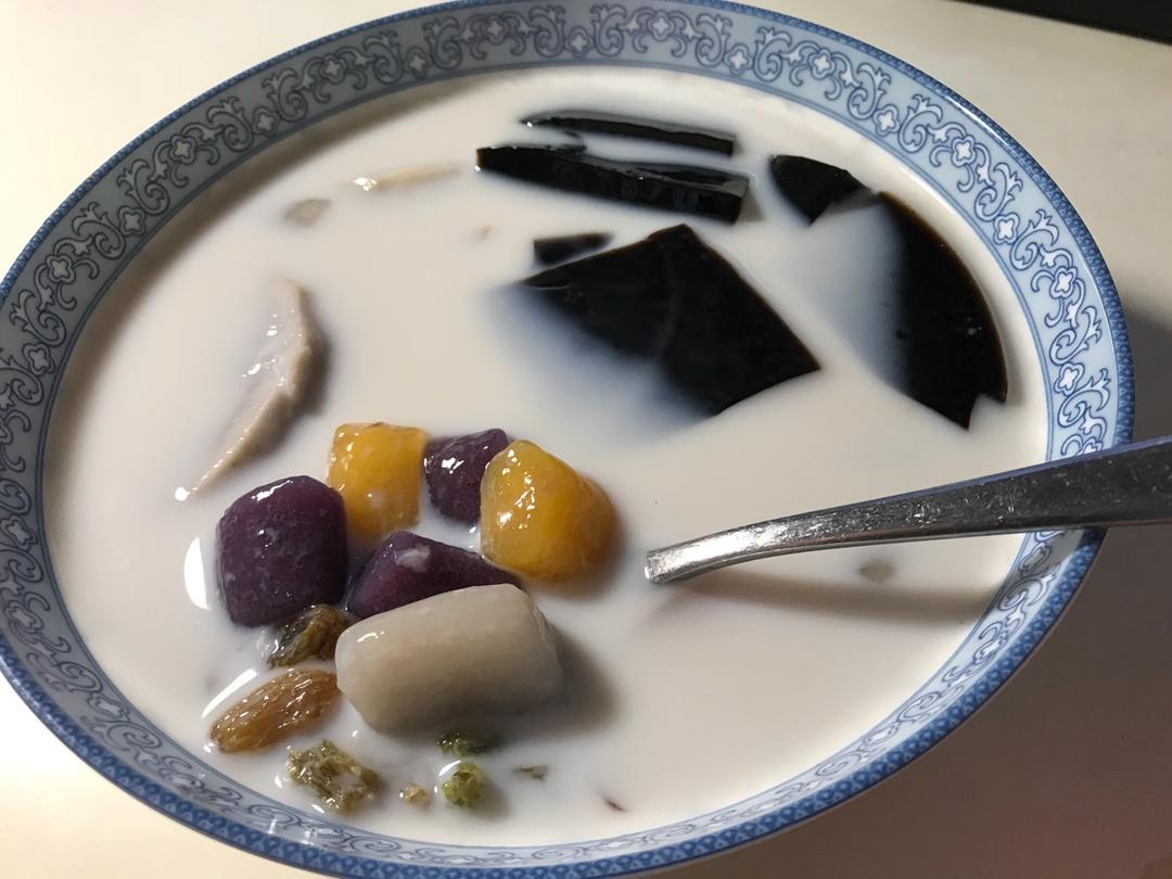 Q弹芋圆的做法 （有视频，学会做柔韧不散的面团）