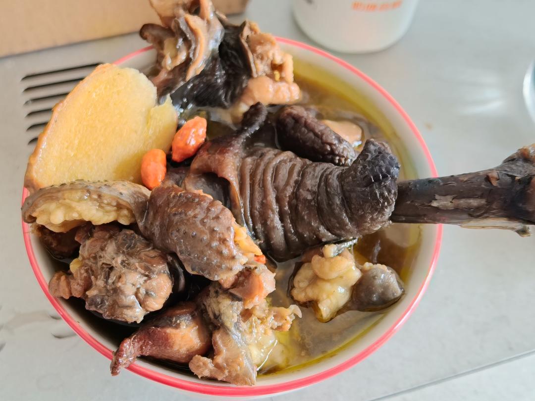 土鸡汤