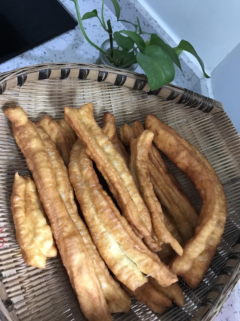 自制蓬松酥脆大油条