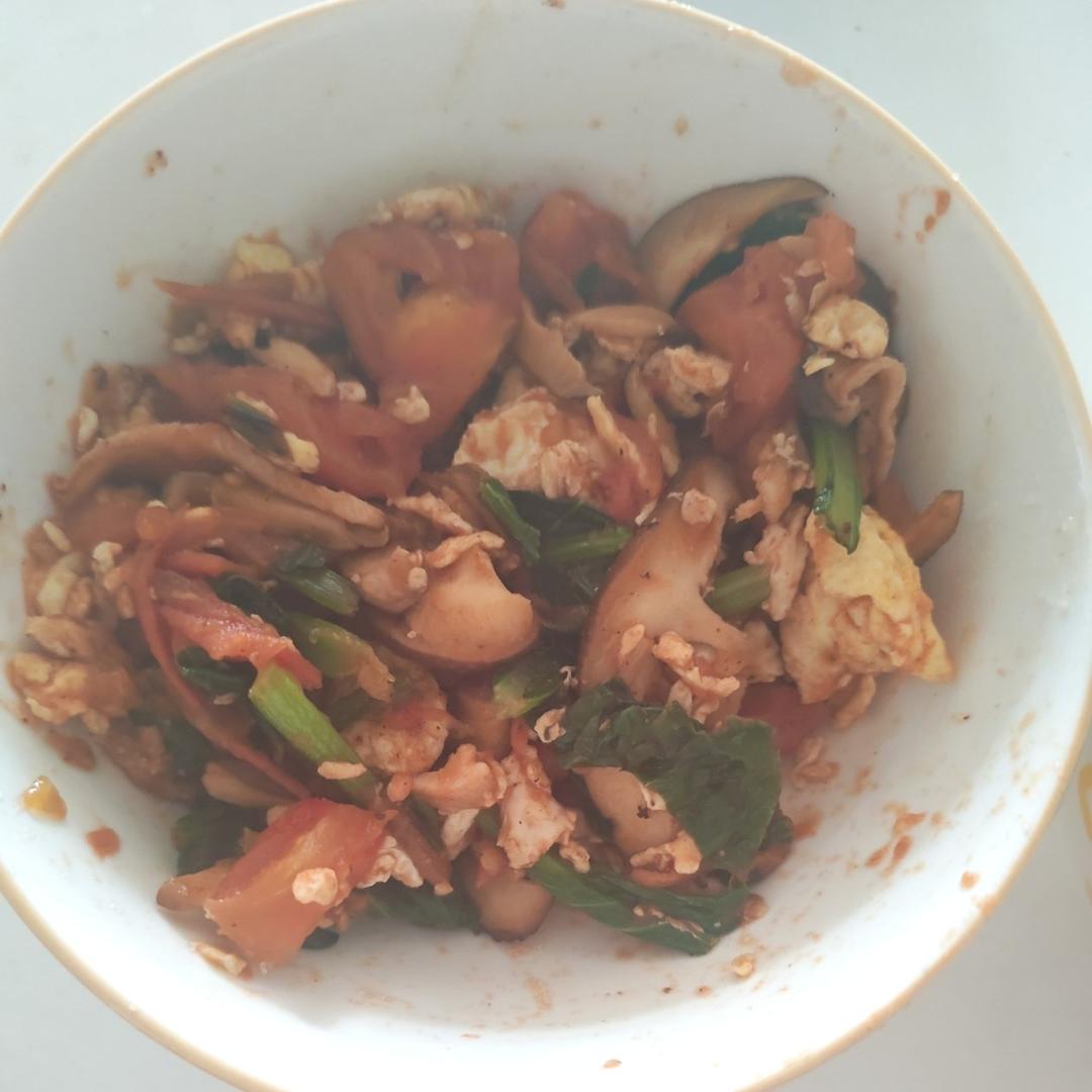 西红柿香菇炒鸡蛋