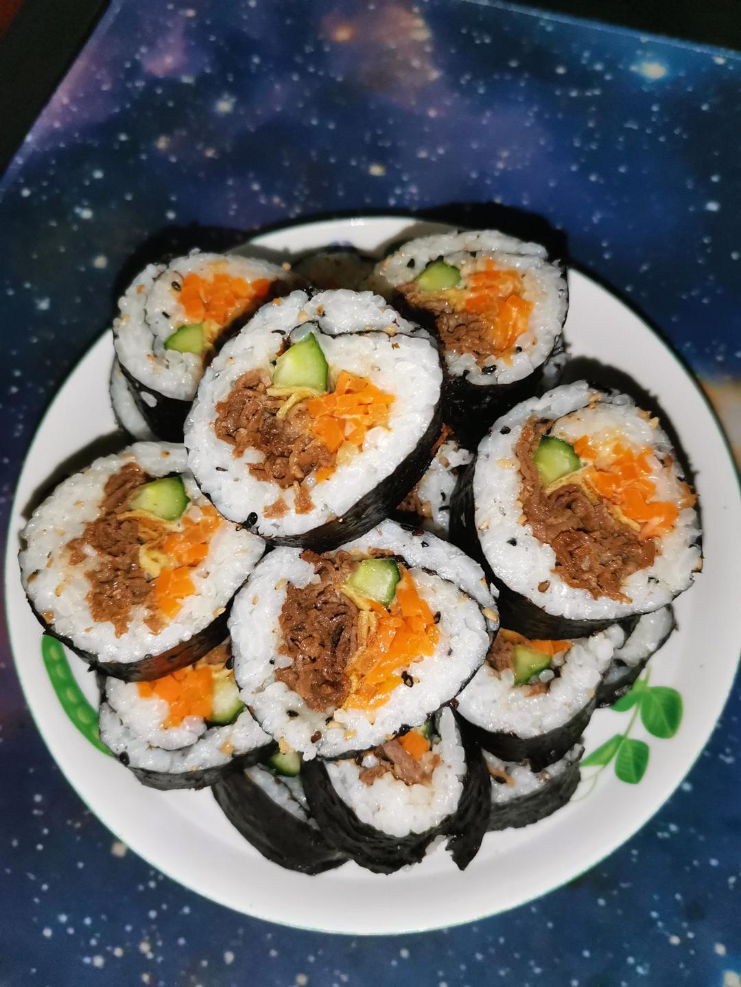 高颜值的紫菜包饭