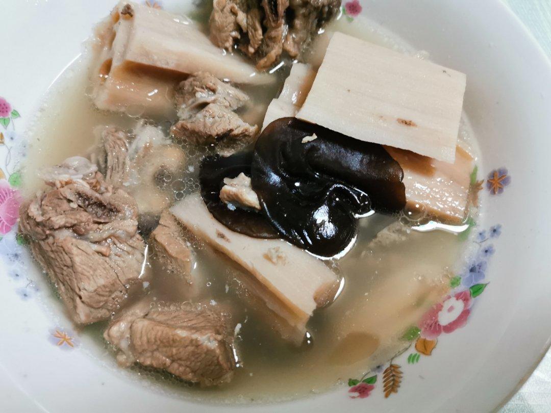 莲藕排骨汤（北芪党参）—电饭煲