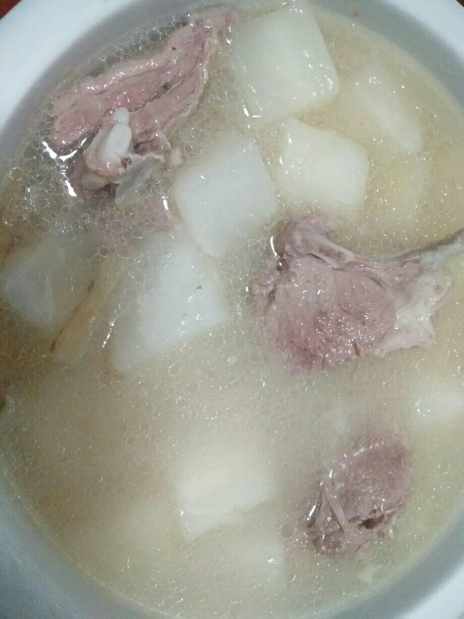 羊肉炖白萝卜