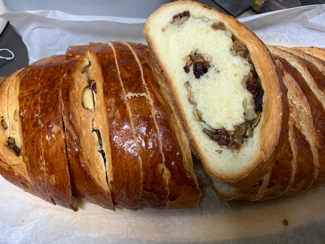 俄罗斯果仁大列巴