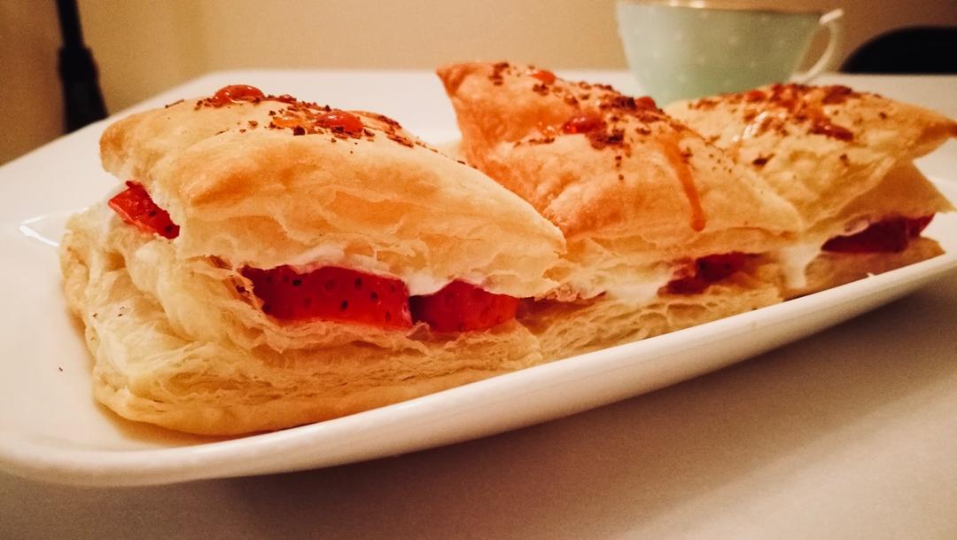 漠玄做的草莓拿破仑飞饼版