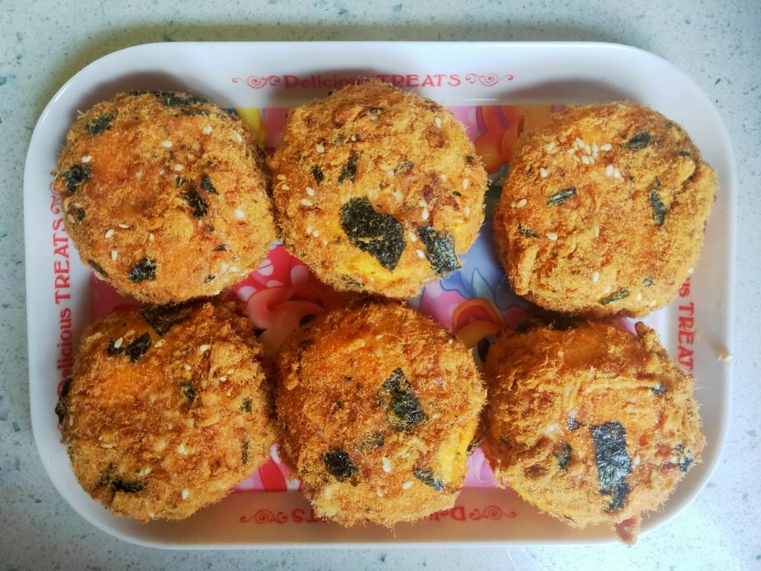 美味海苔肉松小贝