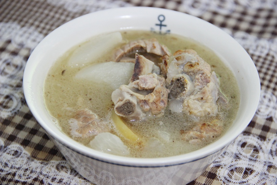 萝卜排骨汤