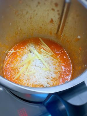 小美 番茄瘦肉粥的做法 步骤3