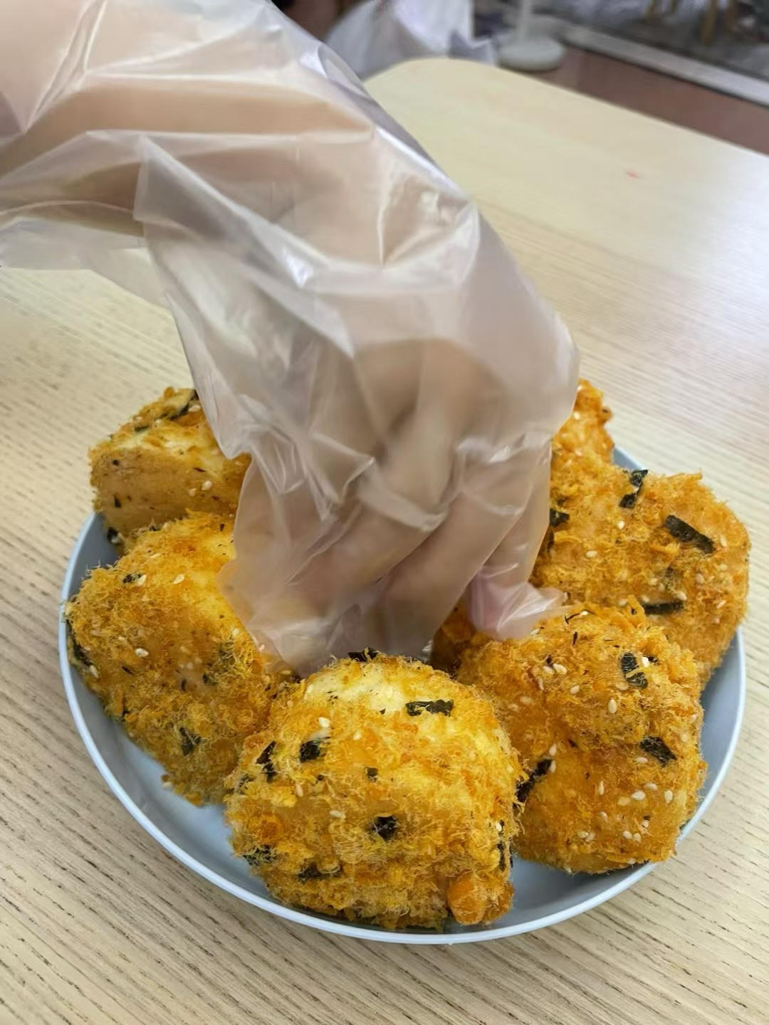 美味海苔肉松小贝