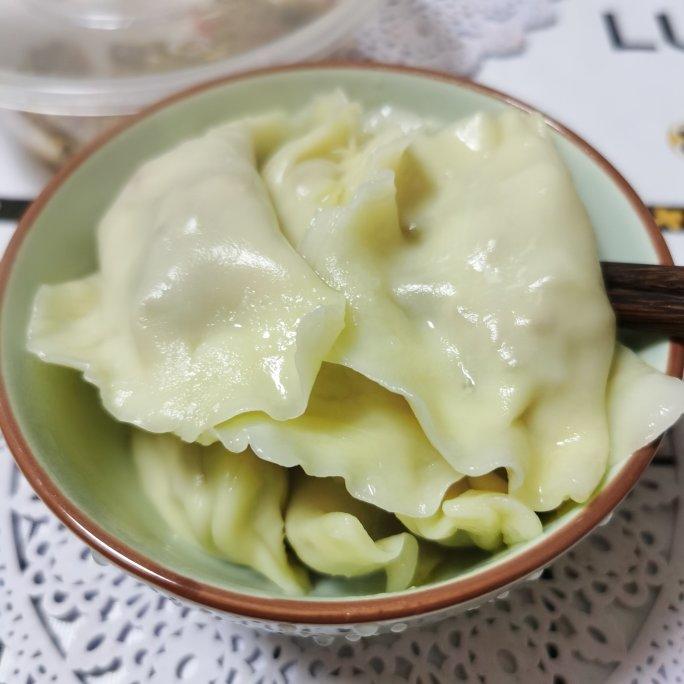 吃一口就上瘾的白菜素馅水饺