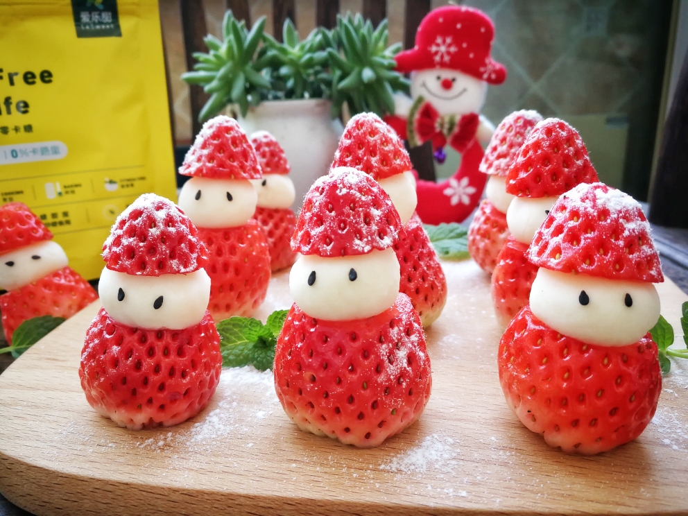 萌萌哒草莓雪人☃️的做法