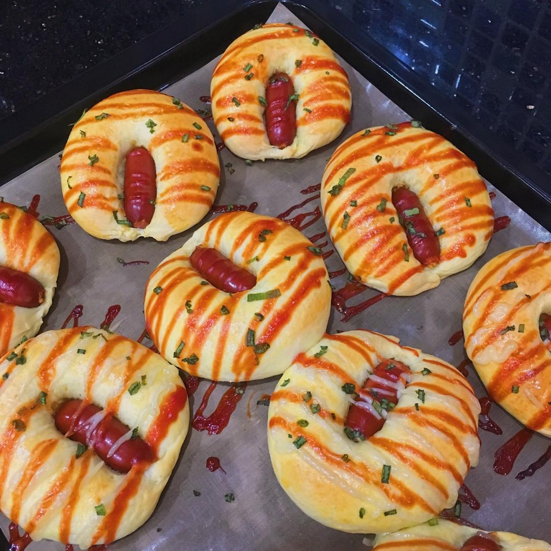 嗷呜一口软噗噗~敲好次(≧▽≦)的肠仔小面包🌭