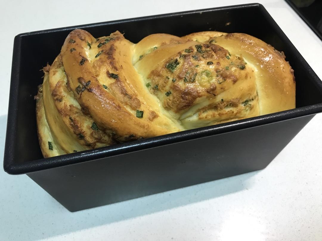 香葱肉松手撕吐司