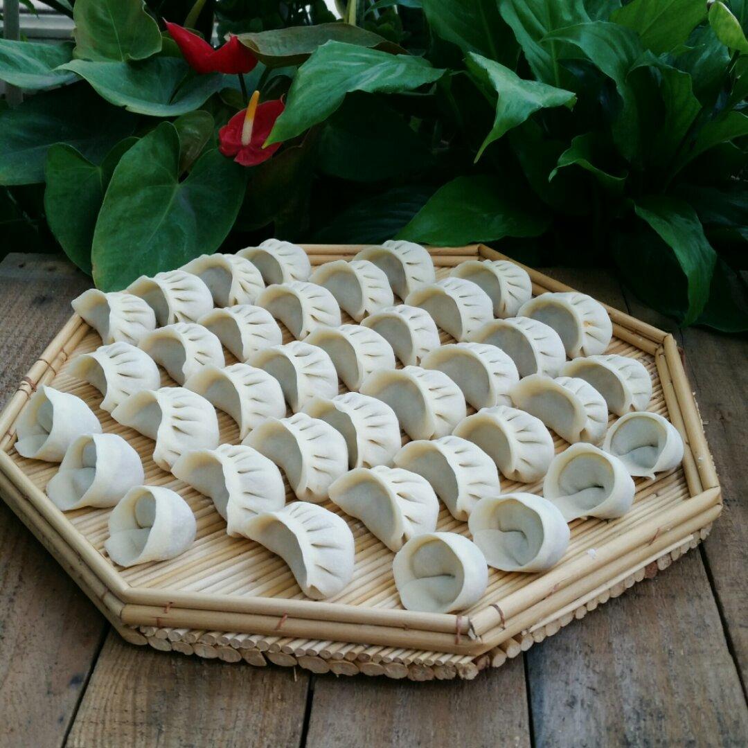 【猪肉虾仁白菜水饺图片】爱吃de兔子_下厨房