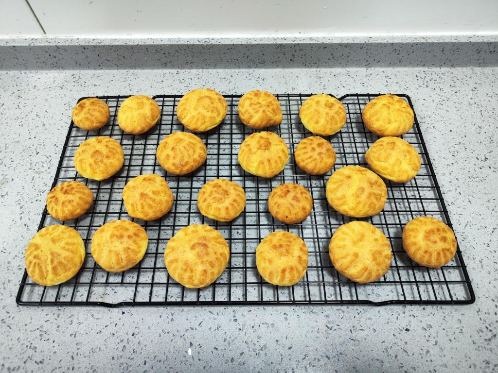 简单易成功的奶油小泡芙做法