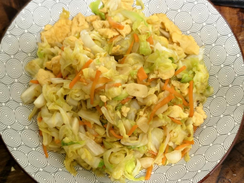包菜丝炒蛋