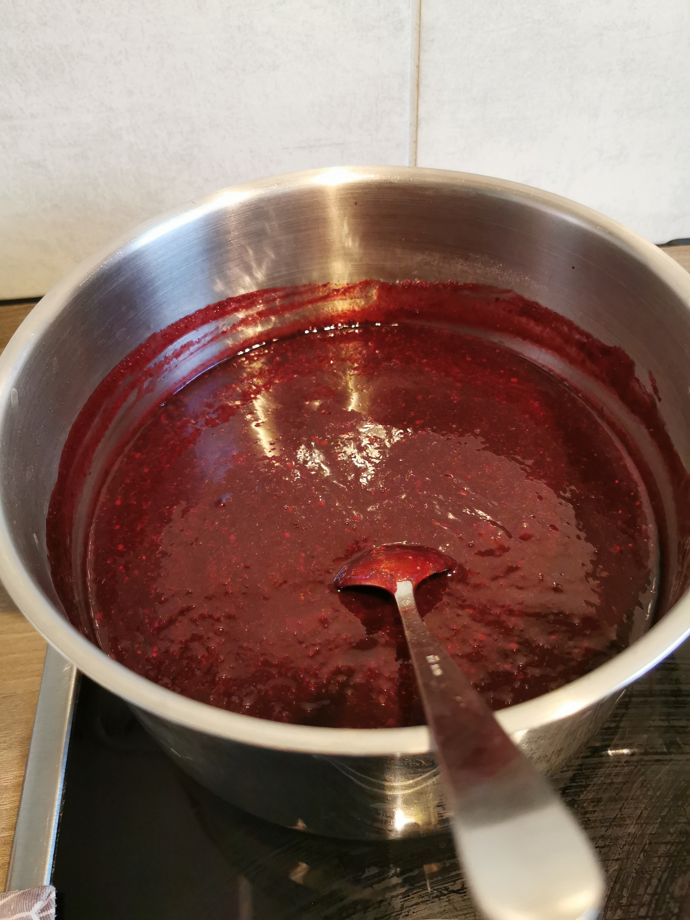 自制黑莓果酱的做法 步骤2