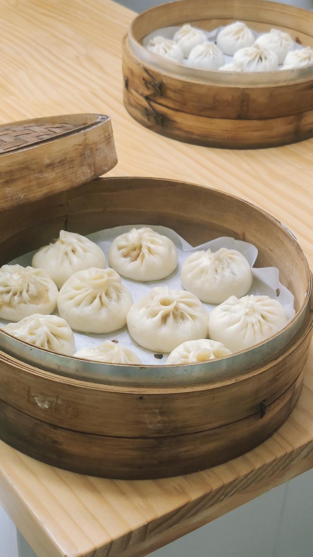 酱肉包