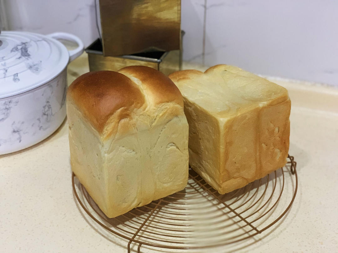 🍞消耗淡奶油吐司｜无黄油｜软绵绵｜奶香浓郁