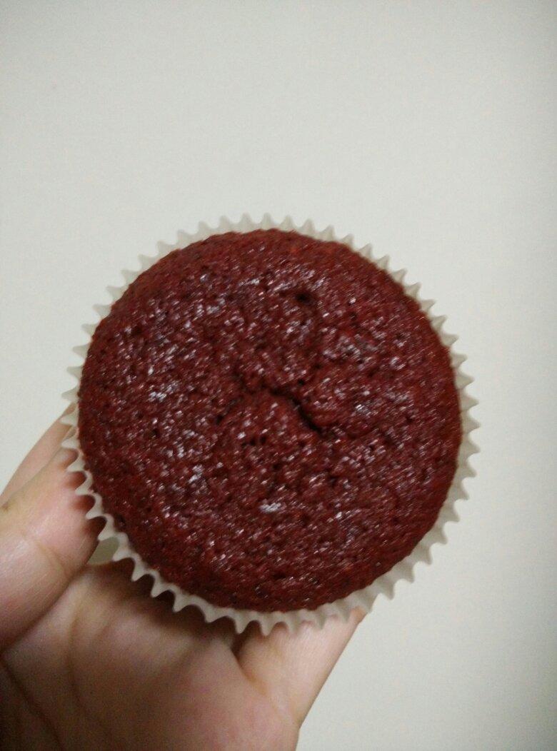 红丝绒杯子蛋糕（酸奶油Q弹版）Red velvet cupcake