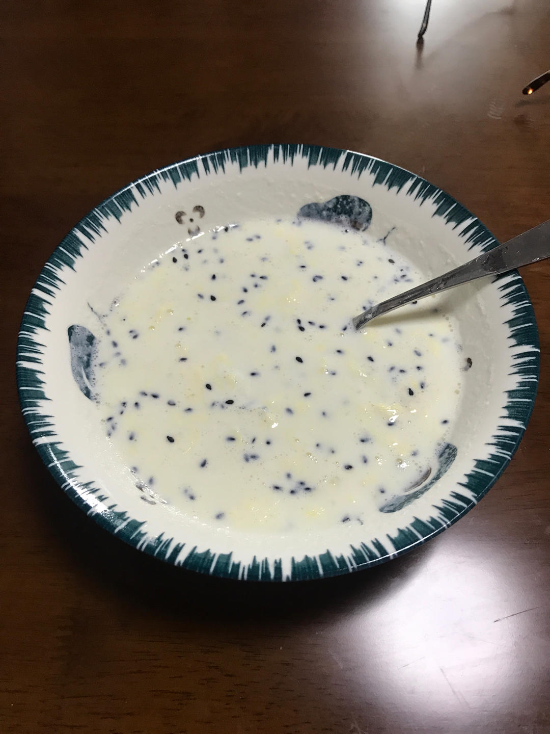 牛奶鸡蛋醪糟（酒酿甜品，不加小苏打的版本）